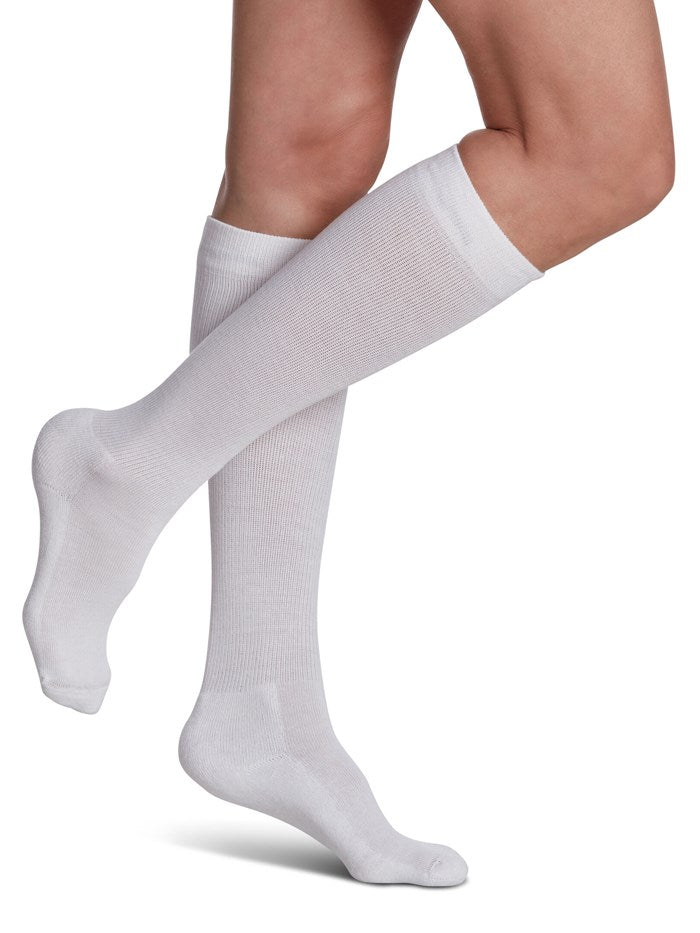 X3 Paires de Chaussettes Blanches Homme Umbro Lowcuts | Espace des marques X3 Paires de Chaussettes Blanches Homme Umbro Lowcuts | Espace des marques